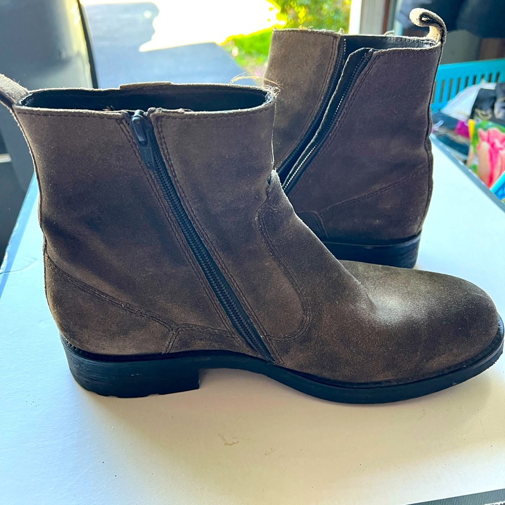 Ecco boots for men